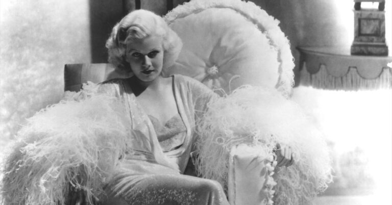 Jean Harlow in Dinner at Eight