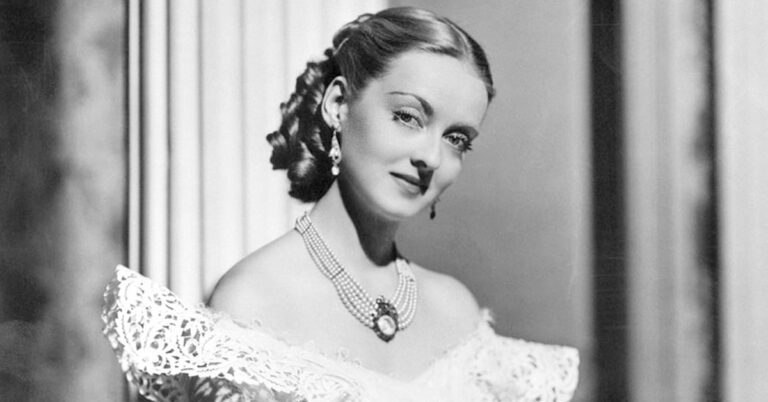 Bette Davis in A Stolen Life